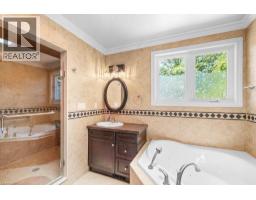 583 STEPHENS Crescent - 21