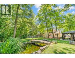 583 STEPHENS Crescent - 38