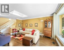 583 STEPHENS Crescent - 4