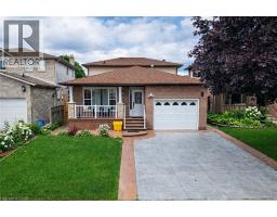214 MERRILEE Crescent - 1