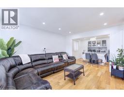 214 MERRILEE Crescent - 10