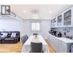 214 MERRILEE Crescent - 11
