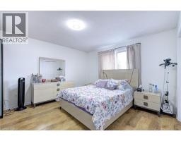 214 MERRILEE Crescent - 23