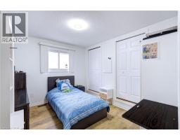 214 MERRILEE Crescent - 25