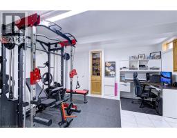 214 MERRILEE Crescent - 32