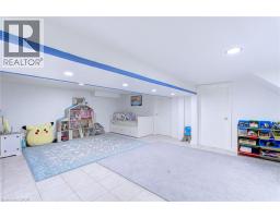 214 MERRILEE Crescent - 34