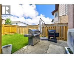 214 MERRILEE Crescent - 39