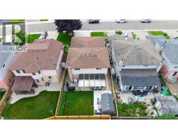 214 MERRILEE Crescent - 44
