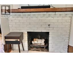 206 UNION Street E - 9