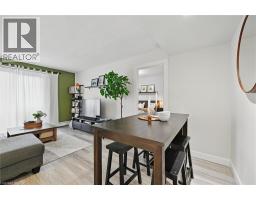 2373 KING Street E UnitNo. 43 - 17