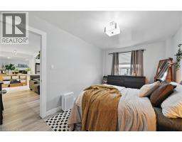 2373 KING Street E UnitNo. 43 - 27