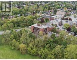 2373 KING Street E UnitNo. 43 - 38