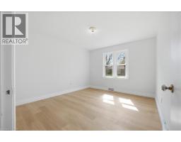 36 WOODELM Drive - 11