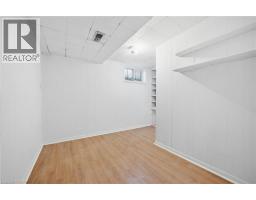 36 WOODELM Drive - 17