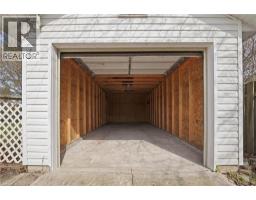 36 WOODELM Drive - 22