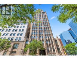 36 JAMES Street S UnitNo. 810 - 1