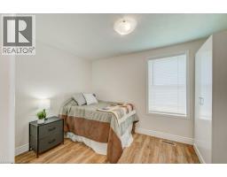 461 SELKIRK Street - 36