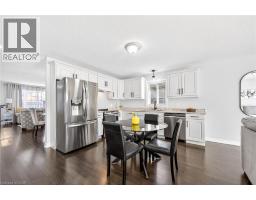 20 LINDA Crescent - 9