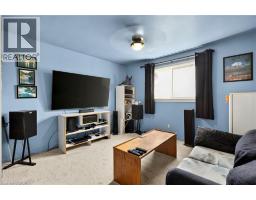 958 HIGHLAND Road E - 16