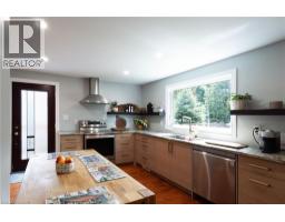 15 SPENCER Avenue - 19