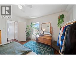 95 KING Street W - 29