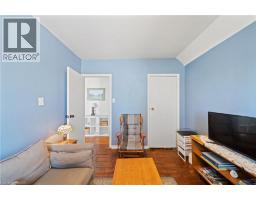 95 KING Street W - 33