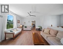 95 KING Street W - 8