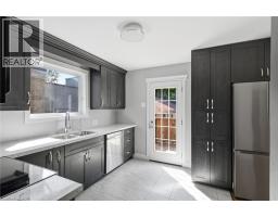 281 GUELPH Street - 14