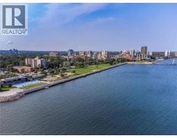 2060 LAKESHORE Road UnitNo. 202 - 21