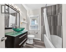 88 CHAPLIN Avenue - 24
