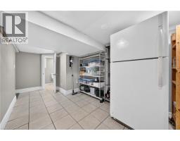 88 CHAPLIN Avenue - 26
