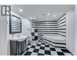 15 CHESTER Drive - 28