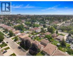 345 BERKINDALE Drive - 39
