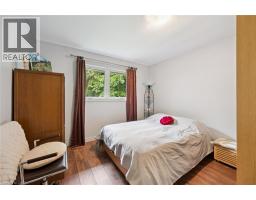 410 AVENUE Road - 17