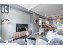 195 WOOD Street E - 5