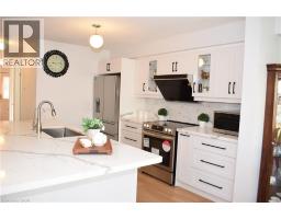 28 LEMON GRASS Street - 10