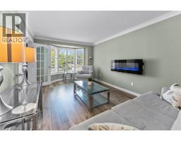 57 GOODMAN Crescent - 18