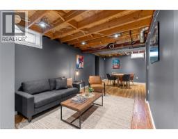 57 GOODMAN Crescent - 40