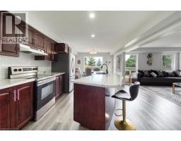 264 VINCENT Drive - 5