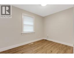 290 MELROSE Avenue - 12