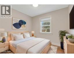 290 MELROSE Avenue - 15