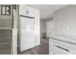 156 ADELINE Avenue - 10