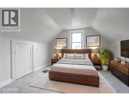 156 ADELINE Avenue - 19