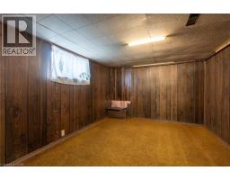 156 ADELINE Avenue - 23