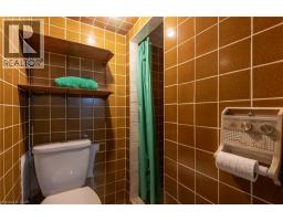 156 ADELINE Avenue - 25