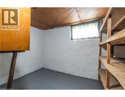 156 ADELINE Avenue - 26