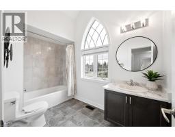 414 THOMPSON Street - 25