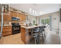 41 WESTRA Drive - 14