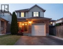799 COMMONWEALTH Crescent - 1