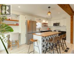 799 COMMONWEALTH Crescent - 12